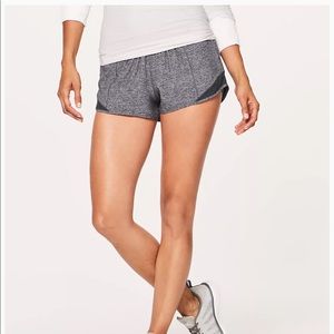 Lululemon Hotty Hot Short II *2.5